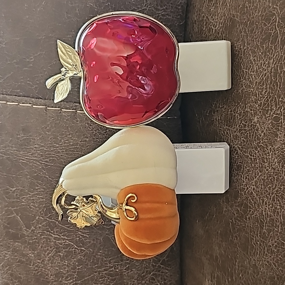 Wall plug-ins from bath and body works